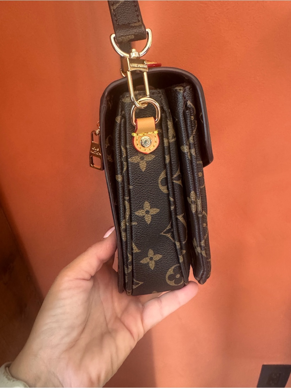 Louis Vuitton Monogram Shoulder Crossbody in Brown and Gold - Picture 5 of 11